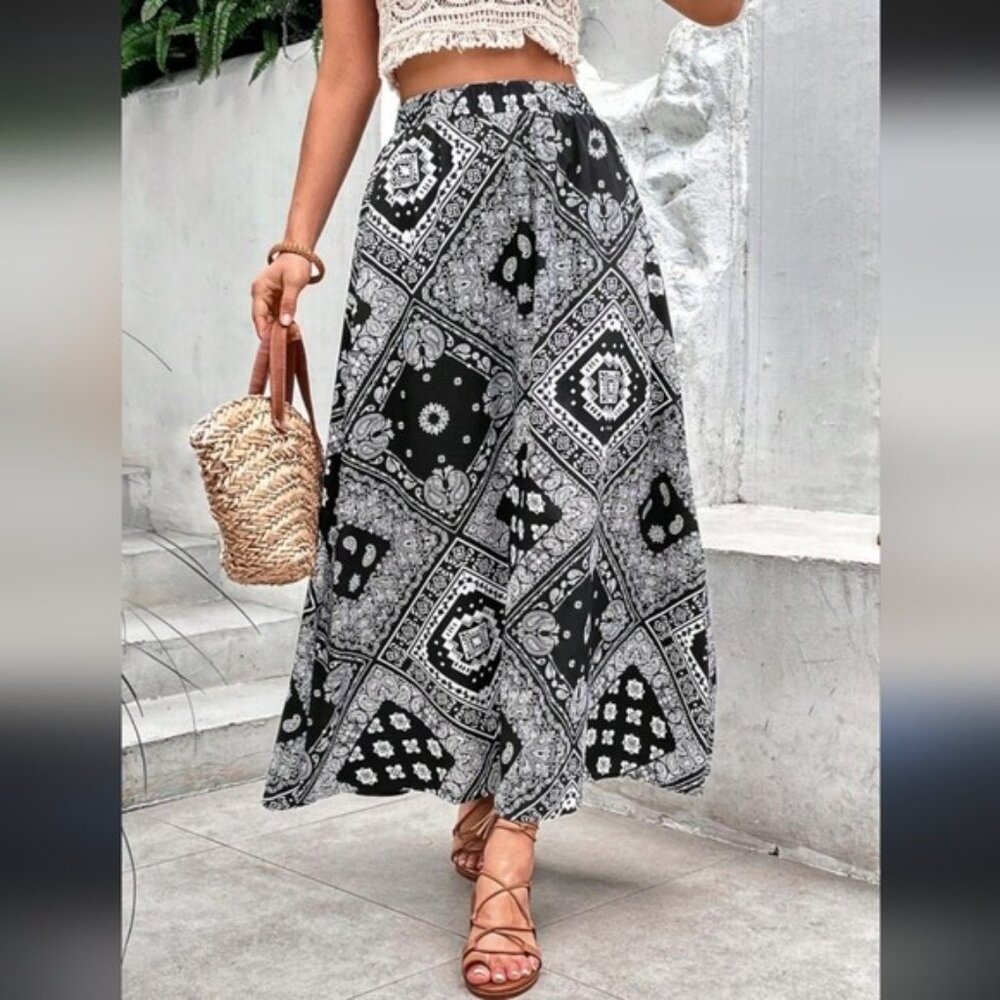 Black & White Bandana Print Maxi Skirt With Drawstring Waist By Metro Wear S - Picture 2 of 8